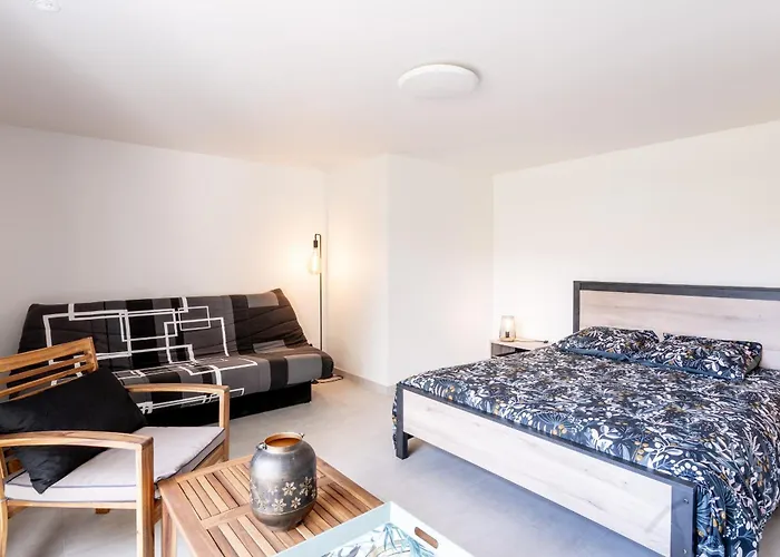 Апартаменты La Chevallerie Saint-Christophe-du-Bois